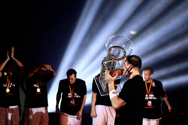 的对阵中 的对阵中