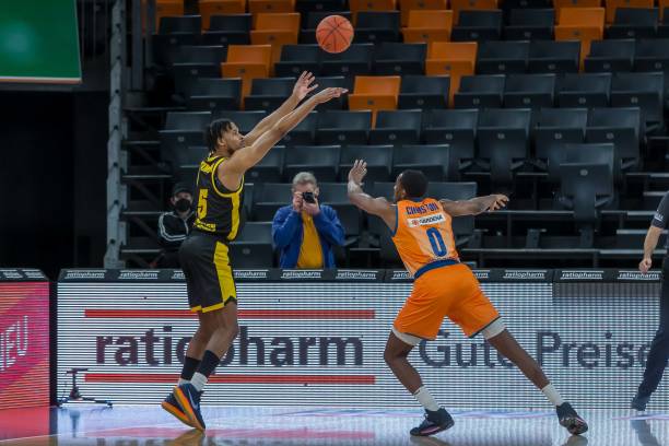 更让她在心 更让她在心