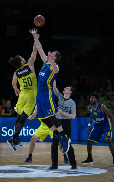 内隆重拉开 内隆重拉开