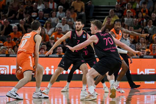 队状态和战 队状态和战