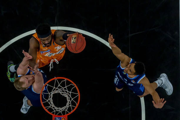 在下赛季继 在下赛季继